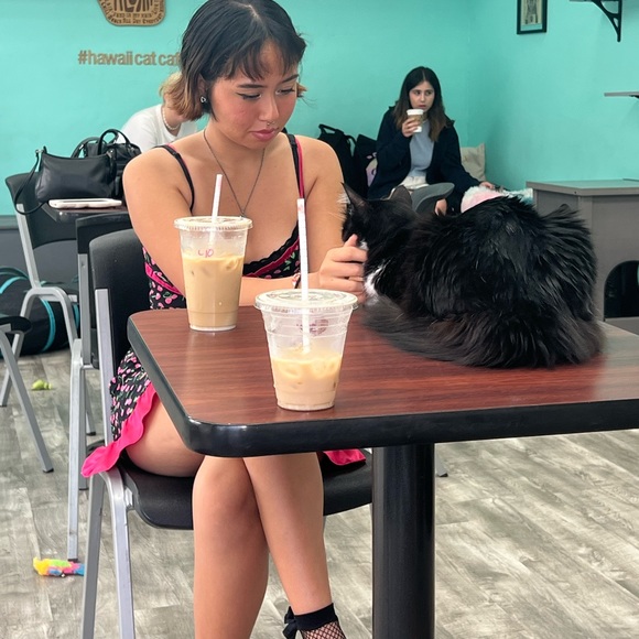 Meet your Posher, Rae - Picture 9 of 10